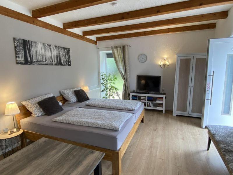 Grosses Doppelzimmer Mit Eigenem Bad Und Kuehlschrank, Frisch Saniert ฟรีดริคส์คูก ภายนอก รูปภาพ