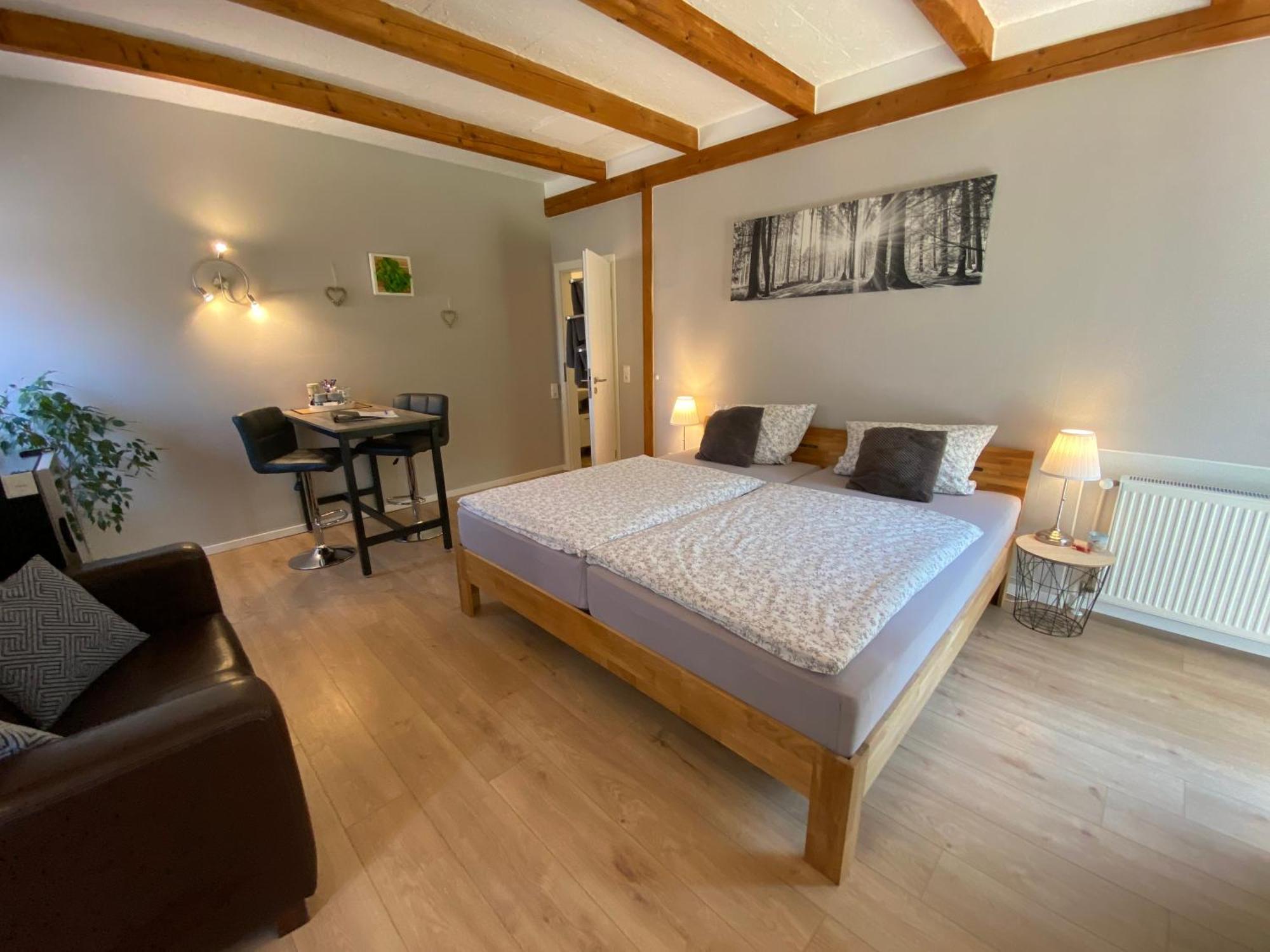 Grosses Doppelzimmer Mit Eigenem Bad Und Kuehlschrank, Frisch Saniert ฟรีดริคส์คูก ภายนอก รูปภาพ