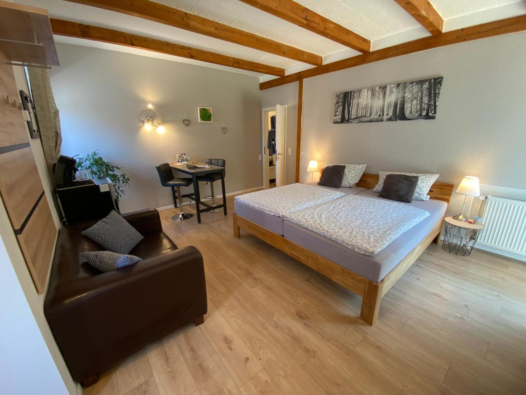 Grosses Doppelzimmer Mit Eigenem Bad Und Kuehlschrank, Frisch Saniert ฟรีดริคส์คูก ภายนอก รูปภาพ
